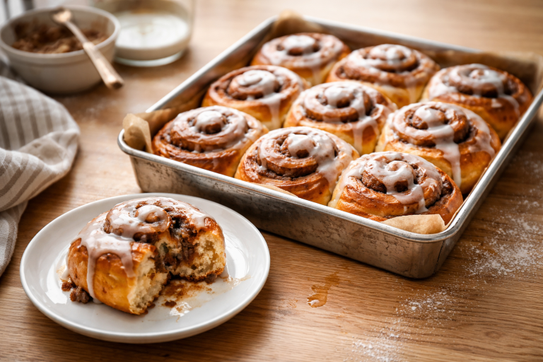 Kanelsnegle - klassisk opskrift på bløde, snaskede kanelsnegle